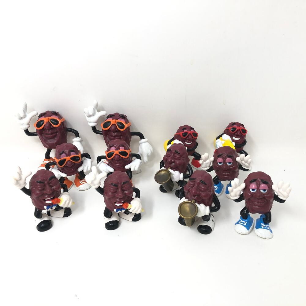 California Raisins Figures Lot of 12 Toys Surf Board Saxophone‎ PVC 1987 Calrab